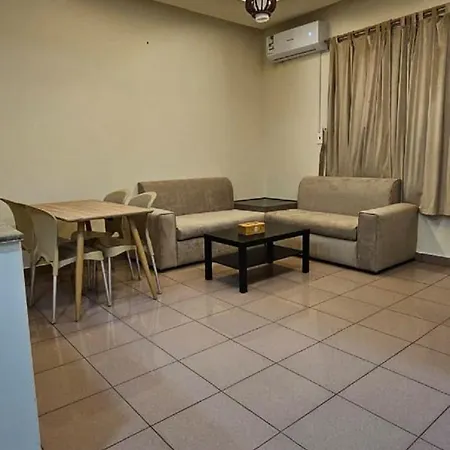 فندق نواميس للشقق المخدومه Khamis Mushait Exterior photo