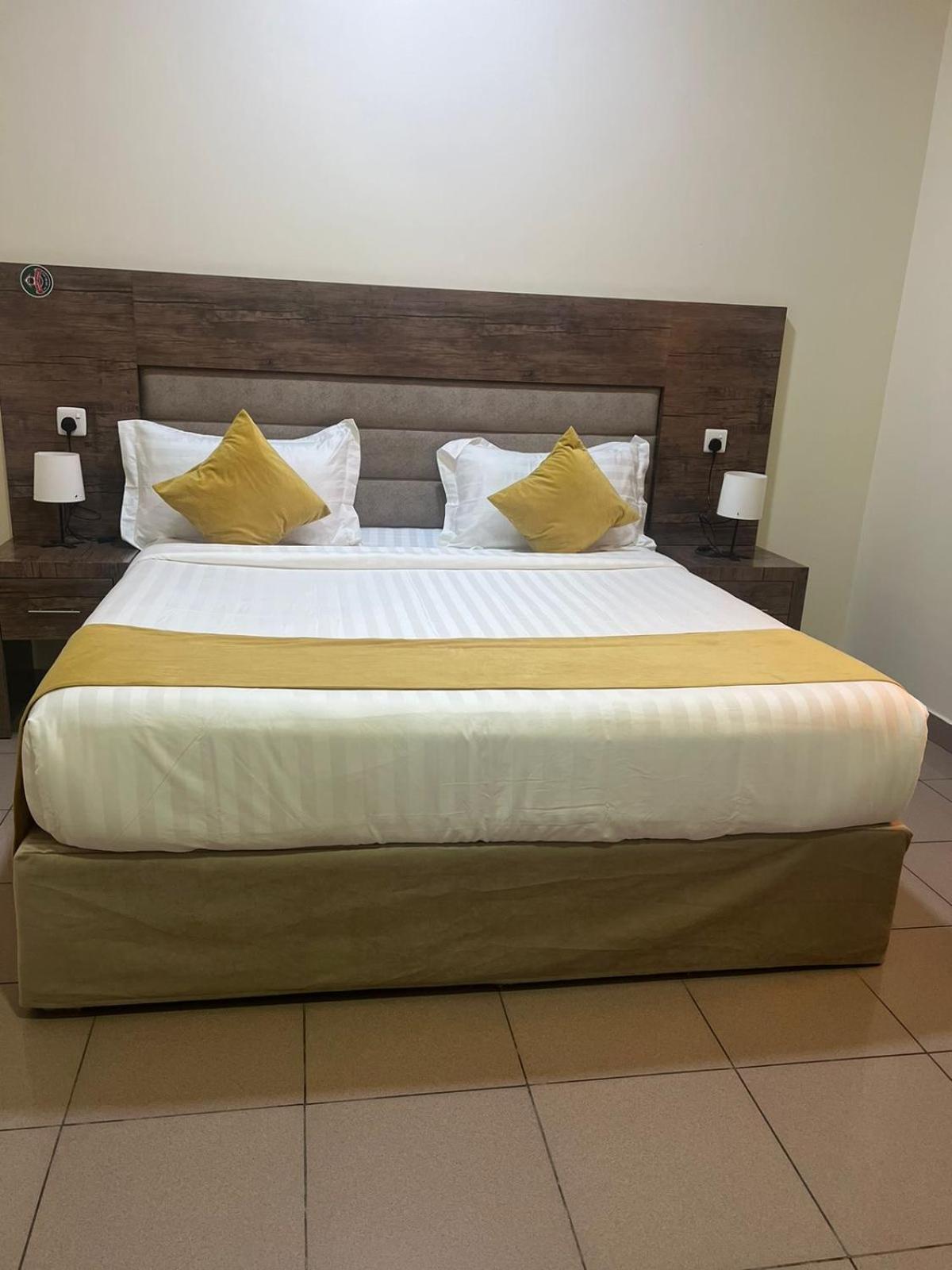 Hotel نواميس للشقق المخدومه *